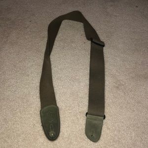 Guitar strap